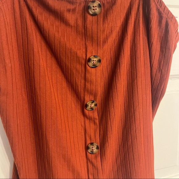 Rust Crop Tank Top - Picture 4 of 4